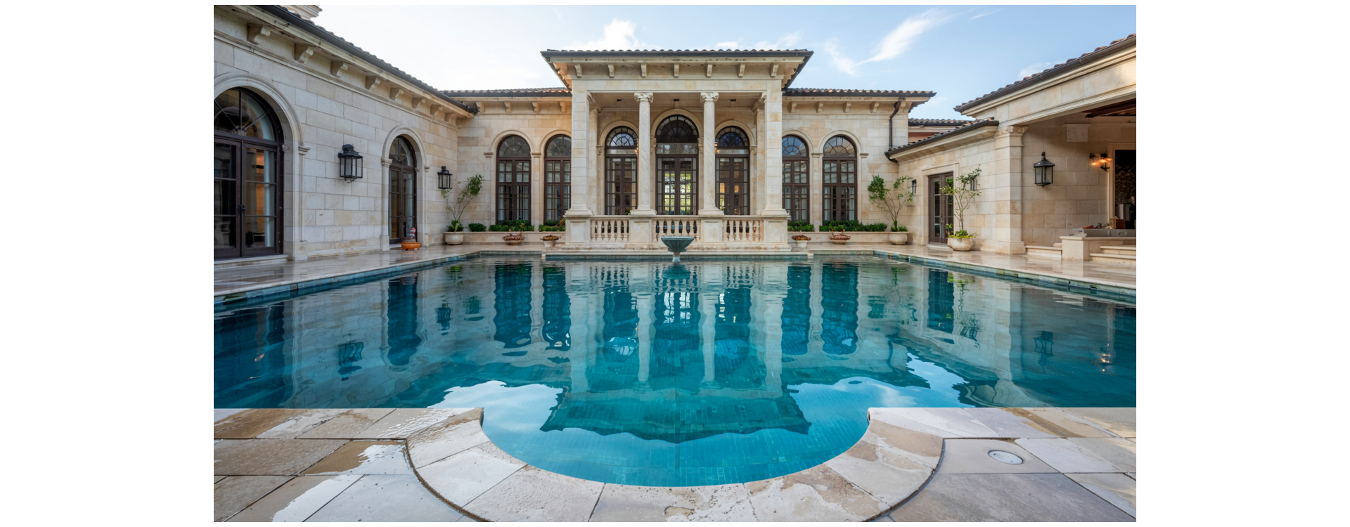 Tratamiento de agua de piscina: cómo limpiar con productos químicos de forma efectiva Tratamiento de agua de piscina: cómo limpiar con productos químicos de forma efectiva